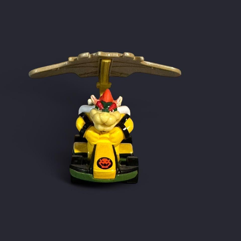 Mario Kart 8 Deluxe Bowser