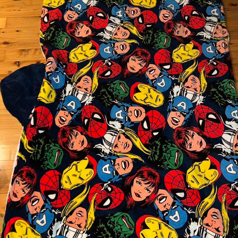 Marvel Comics Fleece Blanket With A5bb