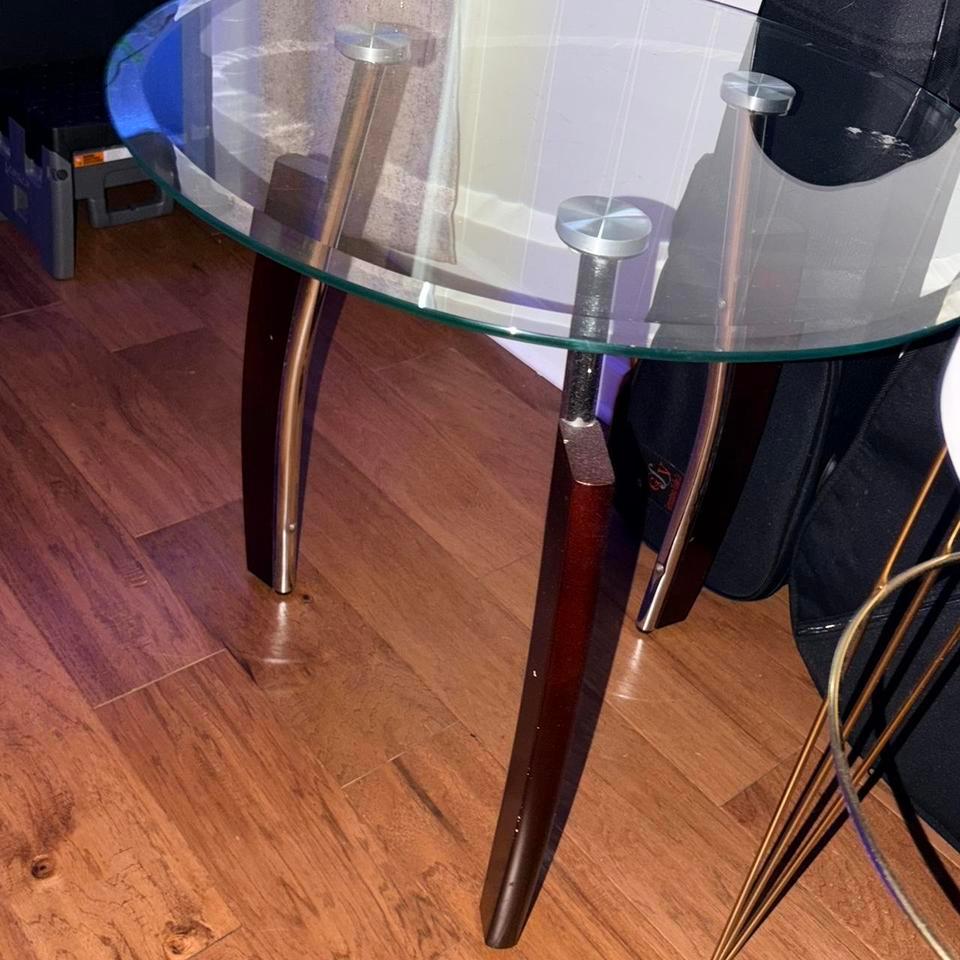 Glass Top Round Table With 7d87 2