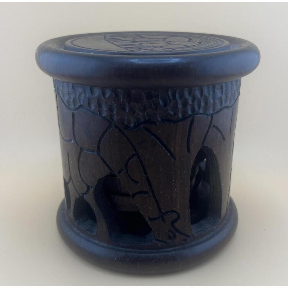 Vintage Hand Carved Dark Wood Elephant D207 7