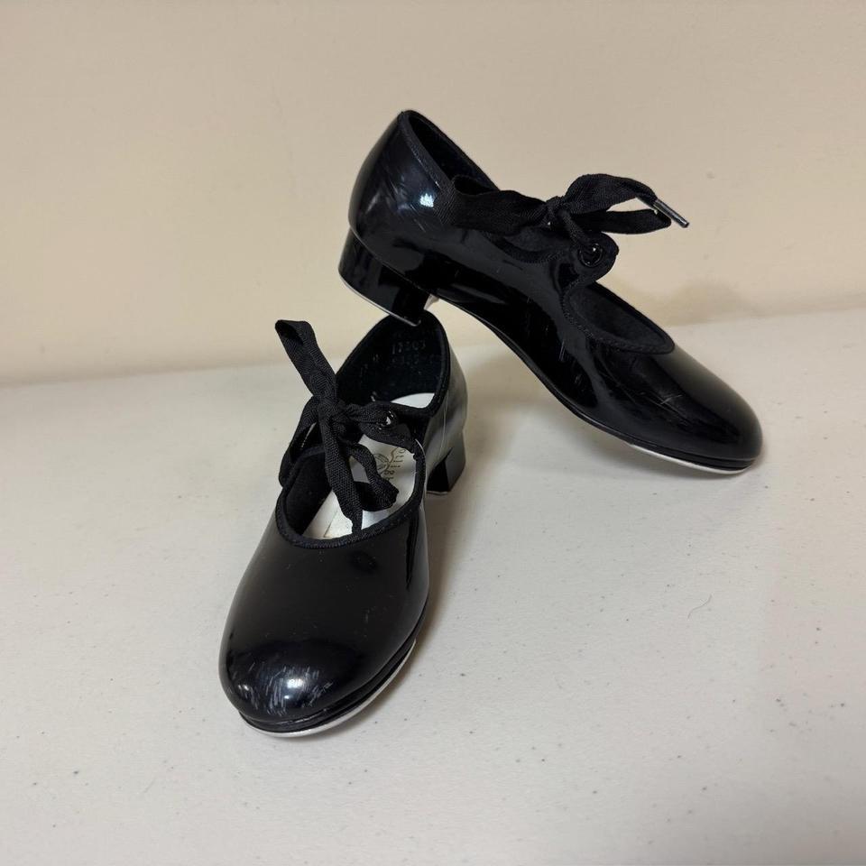Spotlights Black Patent Leather Mary