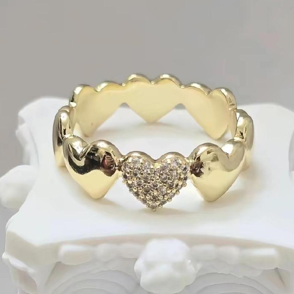 Super Cute Heart Ring Cz 4344