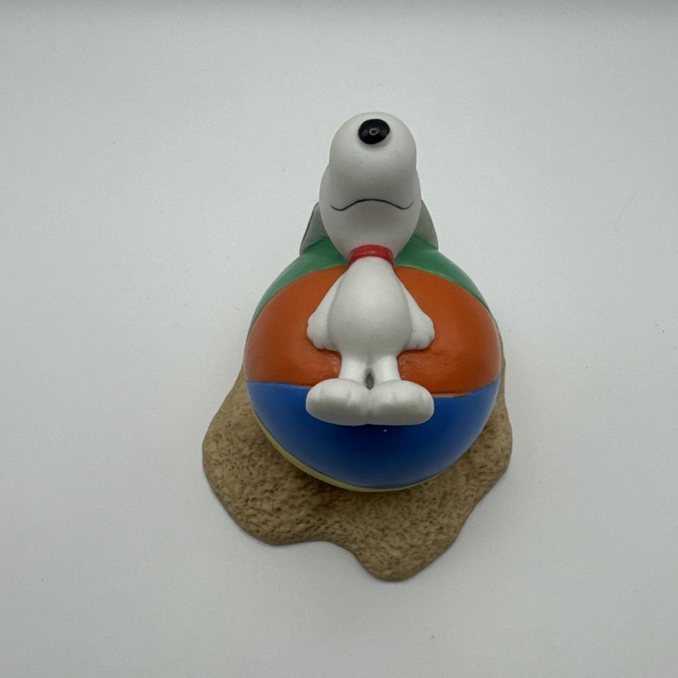 Peanuts Gallery Hallmark Snoopy Figurine 790e 5