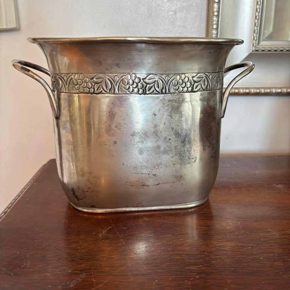 Pottery Barn Silver Plated Wine 143e