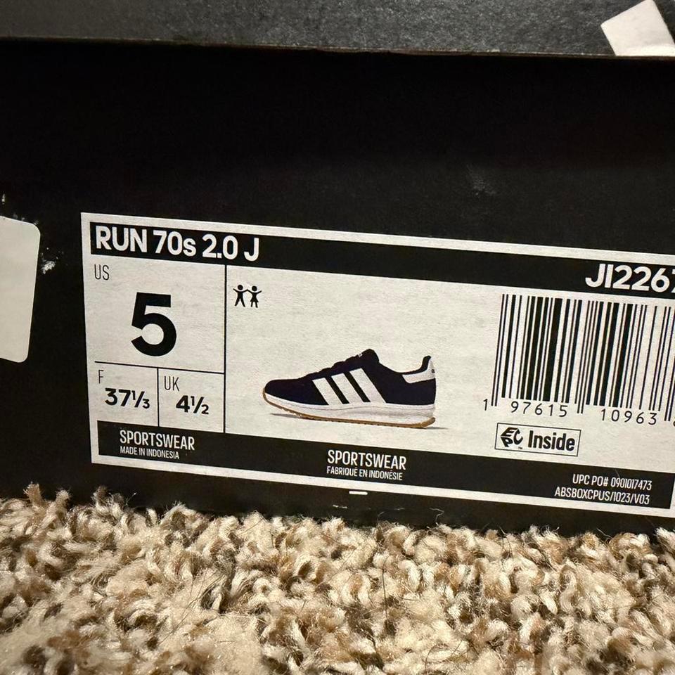 Adidas Run 70s 20 Shoes 7595 3