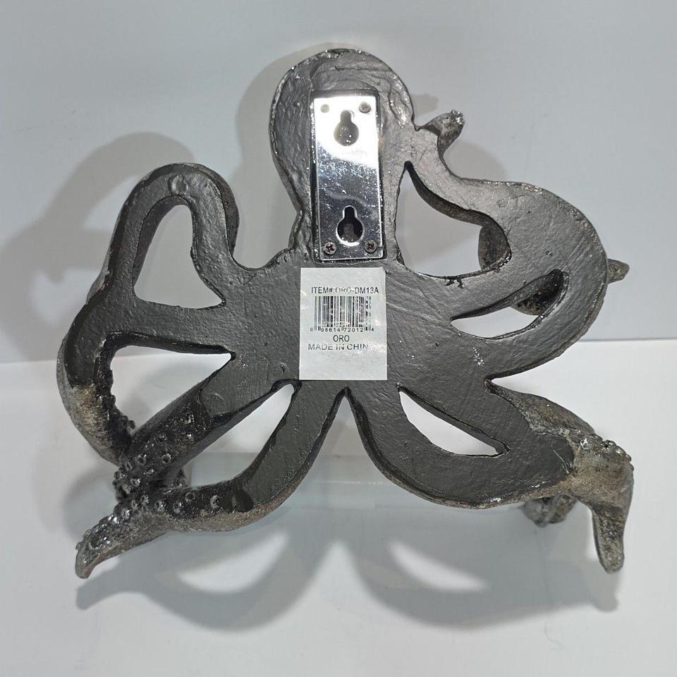 The Octopus Toilet Paper Holder 2b39 7