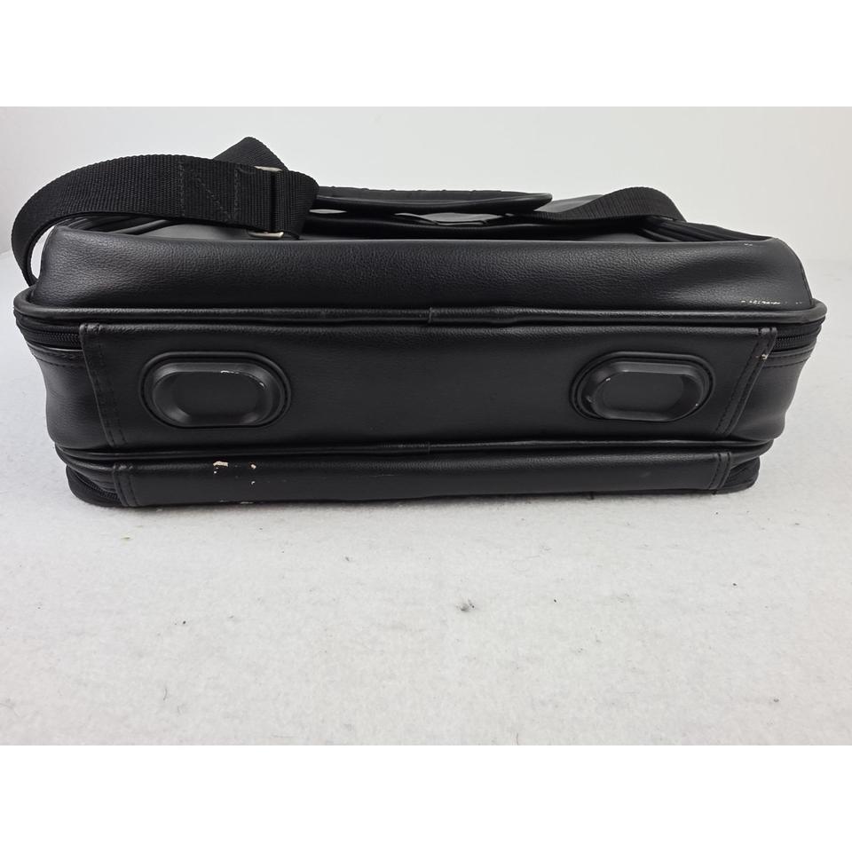 Targus Black Leather Laptop Computer 4a16 5