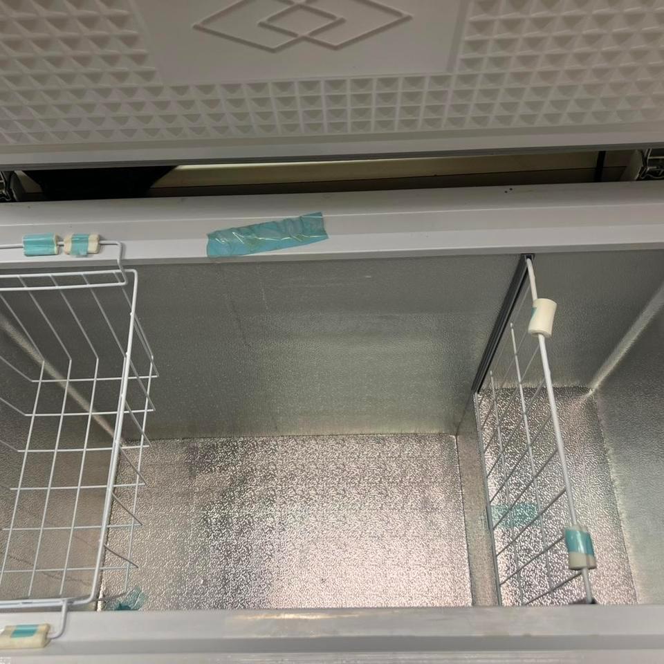 White Chest Freezer Fridge Freezer D30f 3
