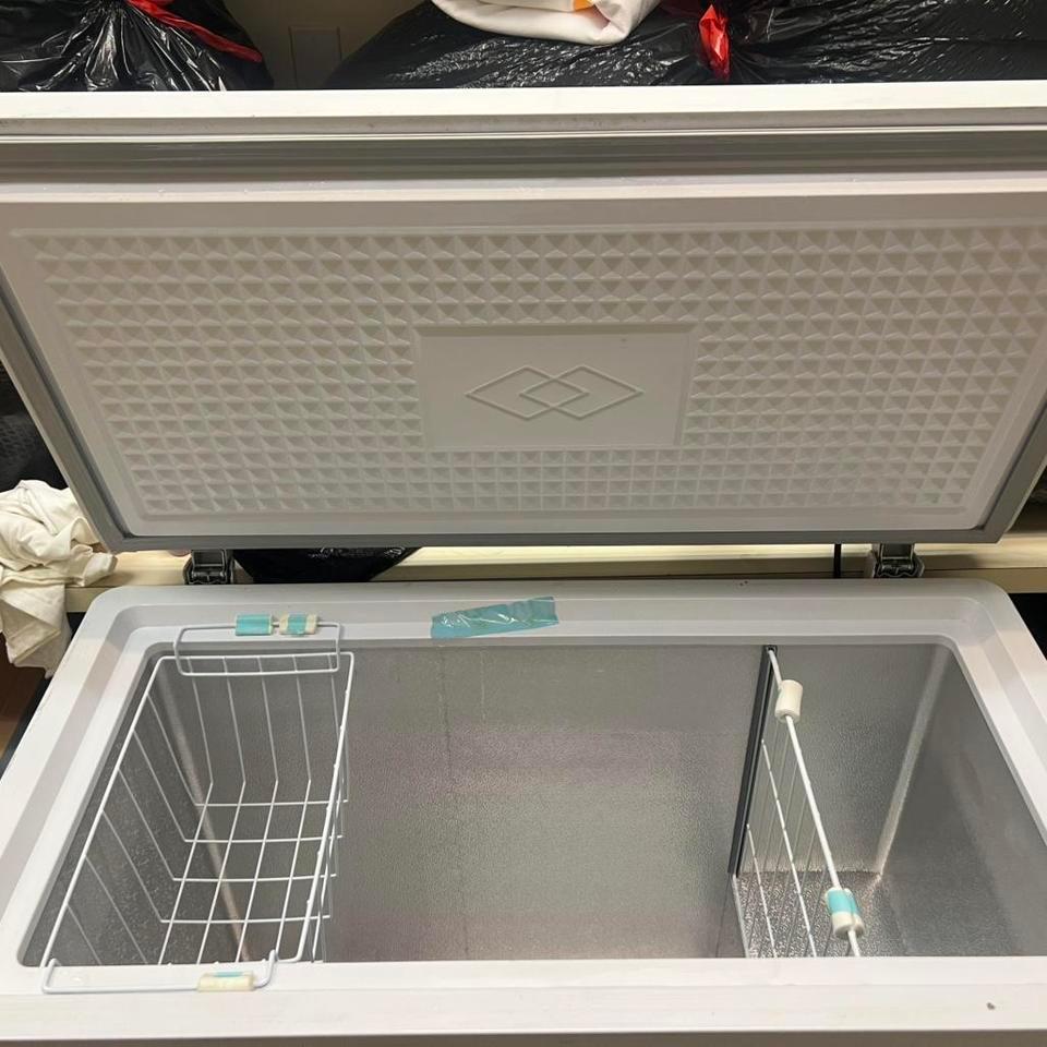 White Chest Freezer Fridge Freezer D30f 2