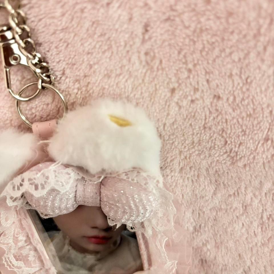 Hello Kitty Pc Holder Small 1a3c 2