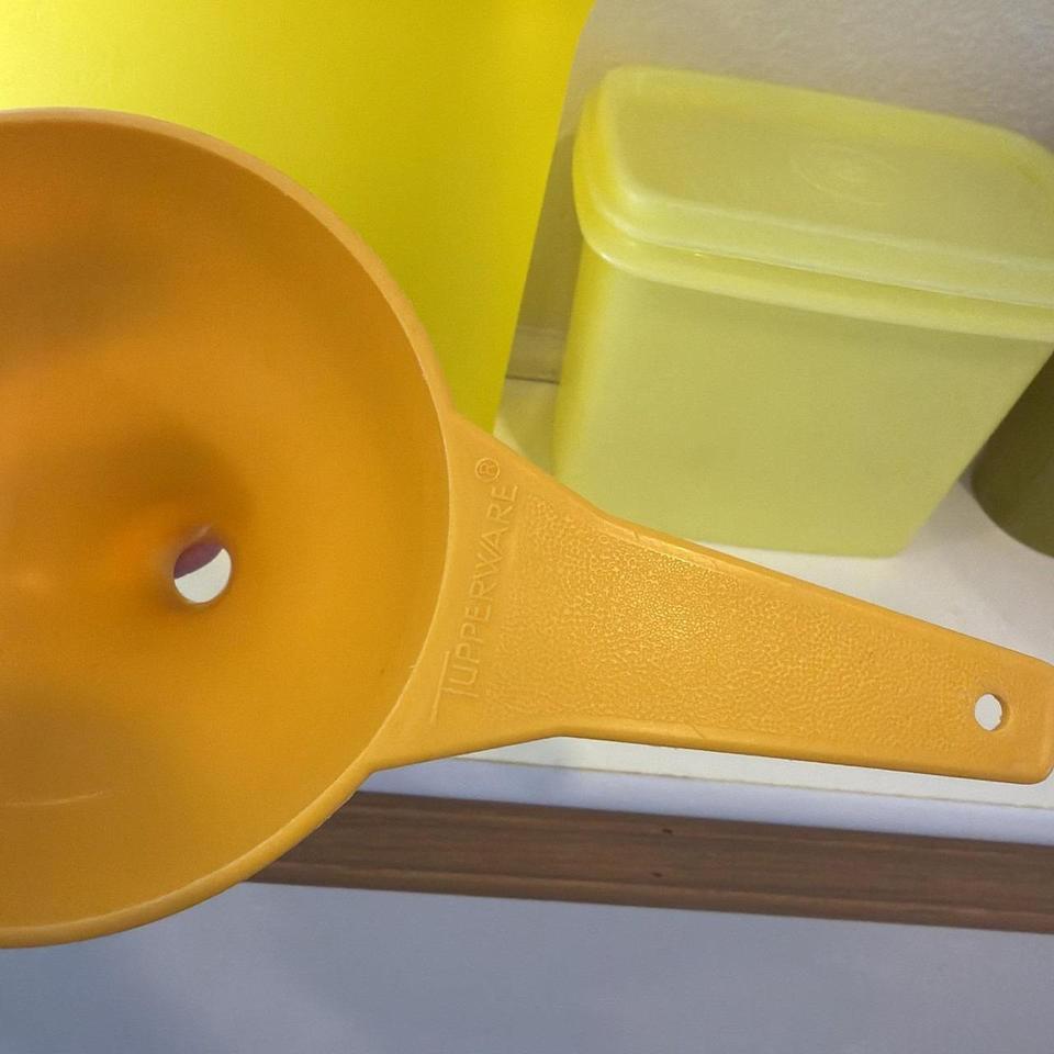 Tupperware Vintage Lot Of 4 545f 2
