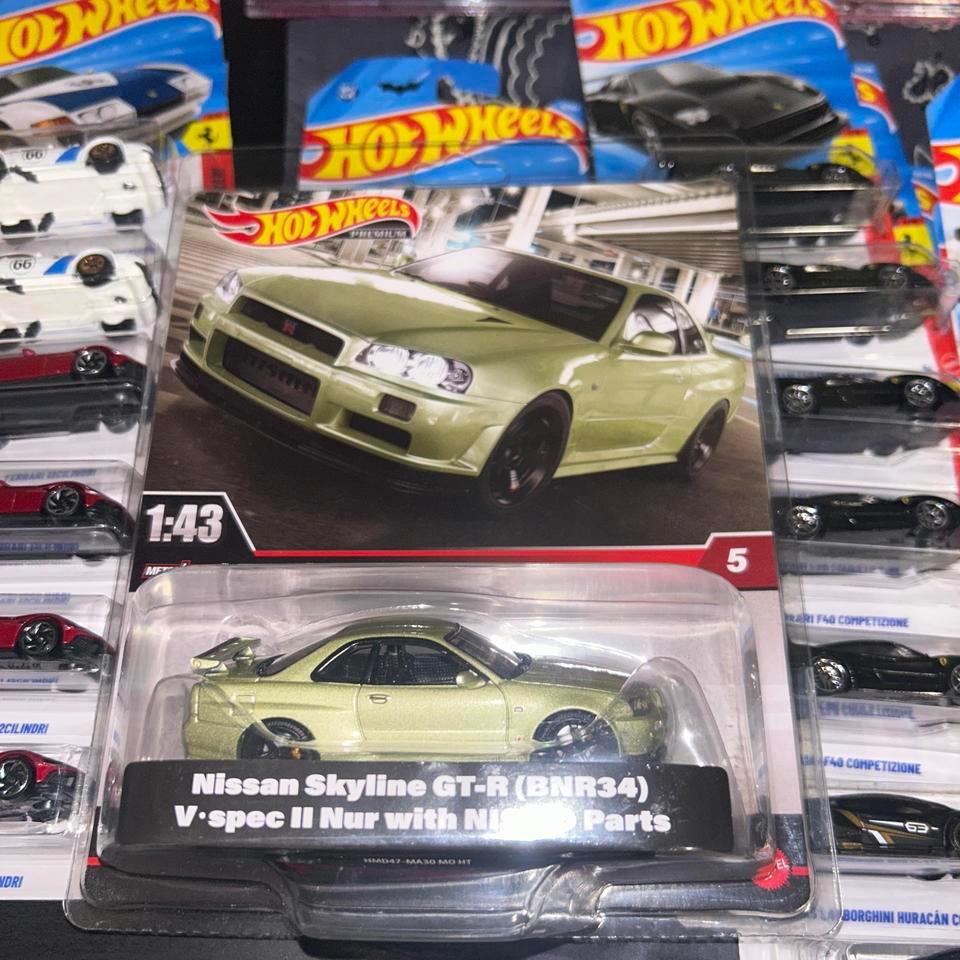 Hot Wheels 143 Nissan Skyline D445