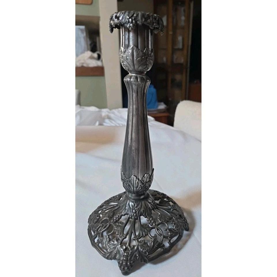 Antique Art Nouveau Grape Vine 838b
