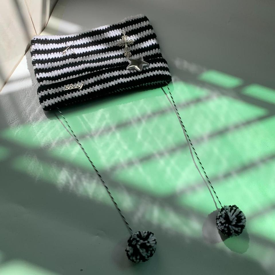 Y2k Black White Stripe Knit