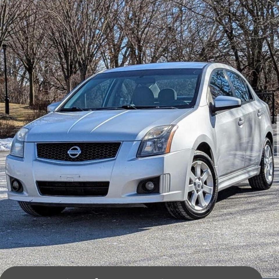 Nissan Sentra Sedan In Silver
