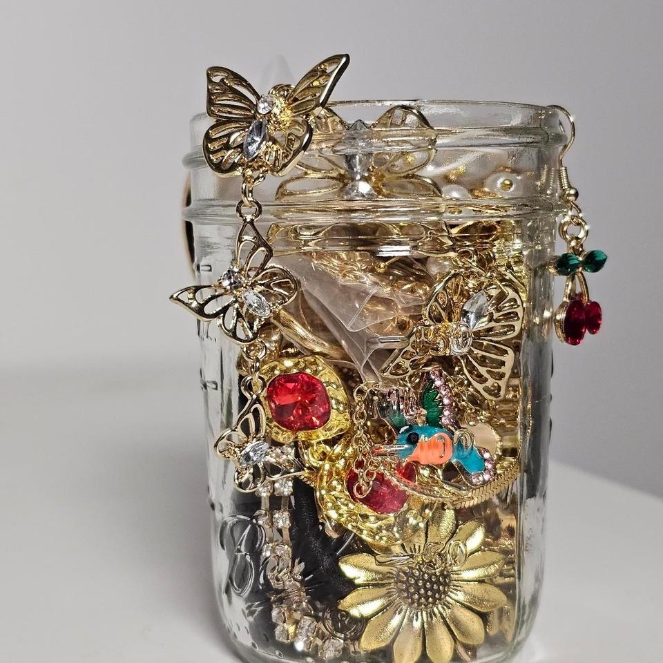 54 Mystery Jewelry Jar 030c 2
