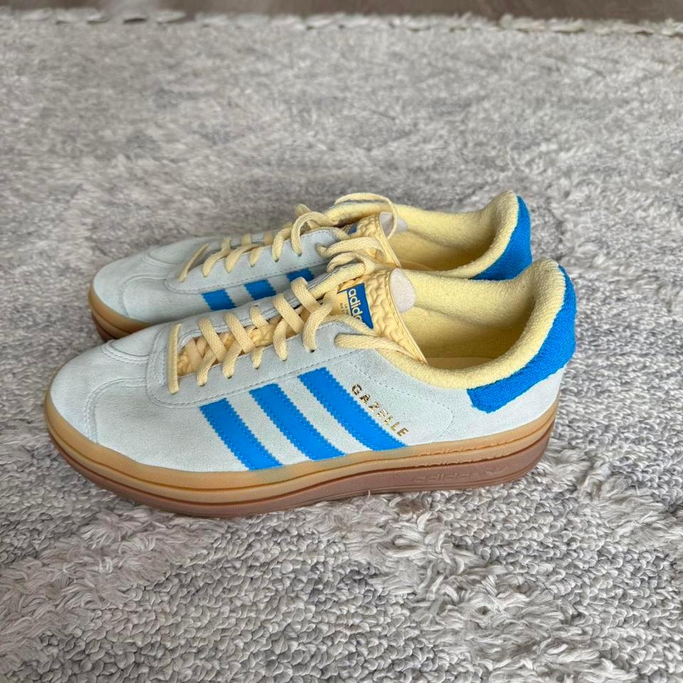 Size 85 Adidas Gazelles 806e 4