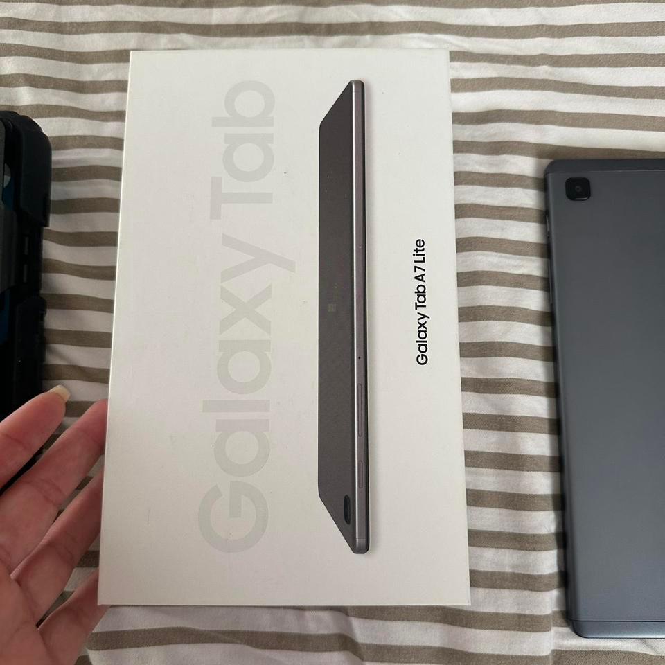 New Black Samsung Galaxy Tab 4