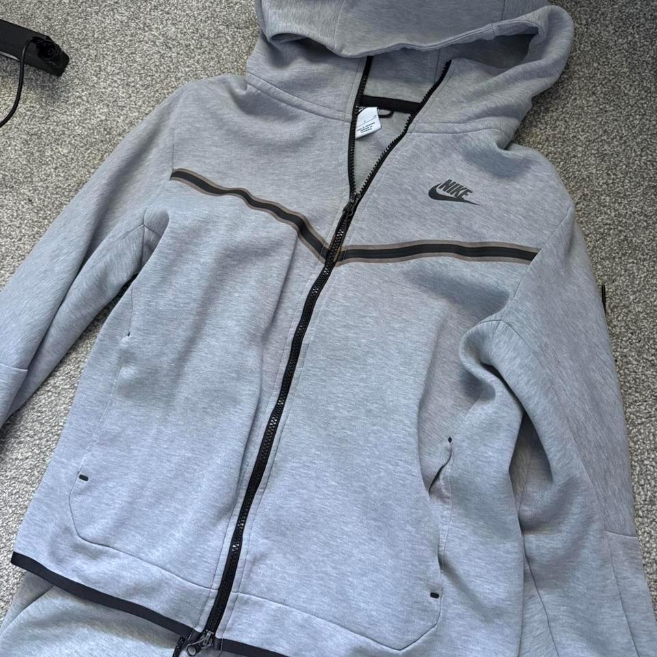 Grey Nike Tech Set F294 3