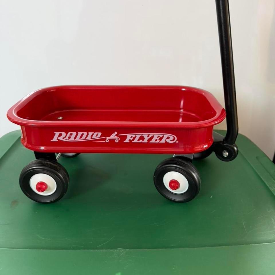 Radio Flyer Mini Red Wagon 70f9