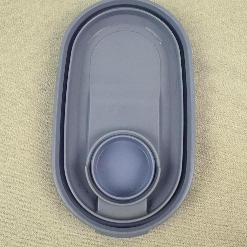 Tupperware 2 Qt Slim Line 612d 4