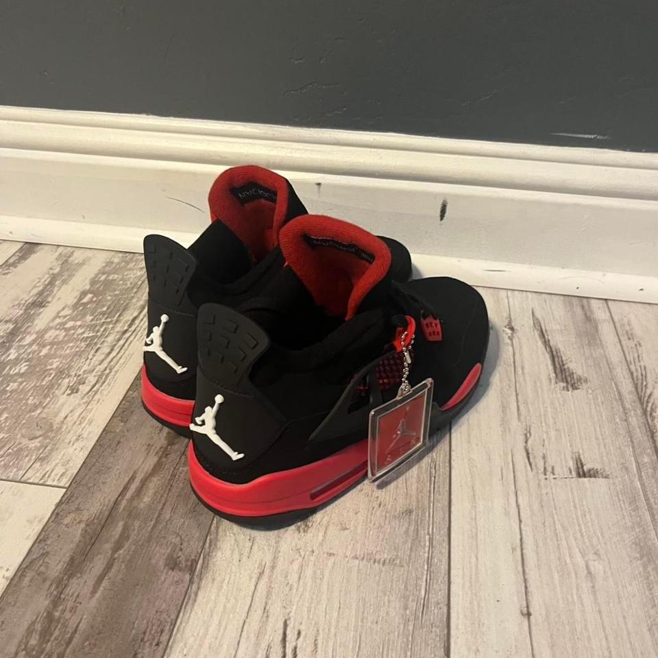 Jordan 4 Red Thunder Size 022d 2