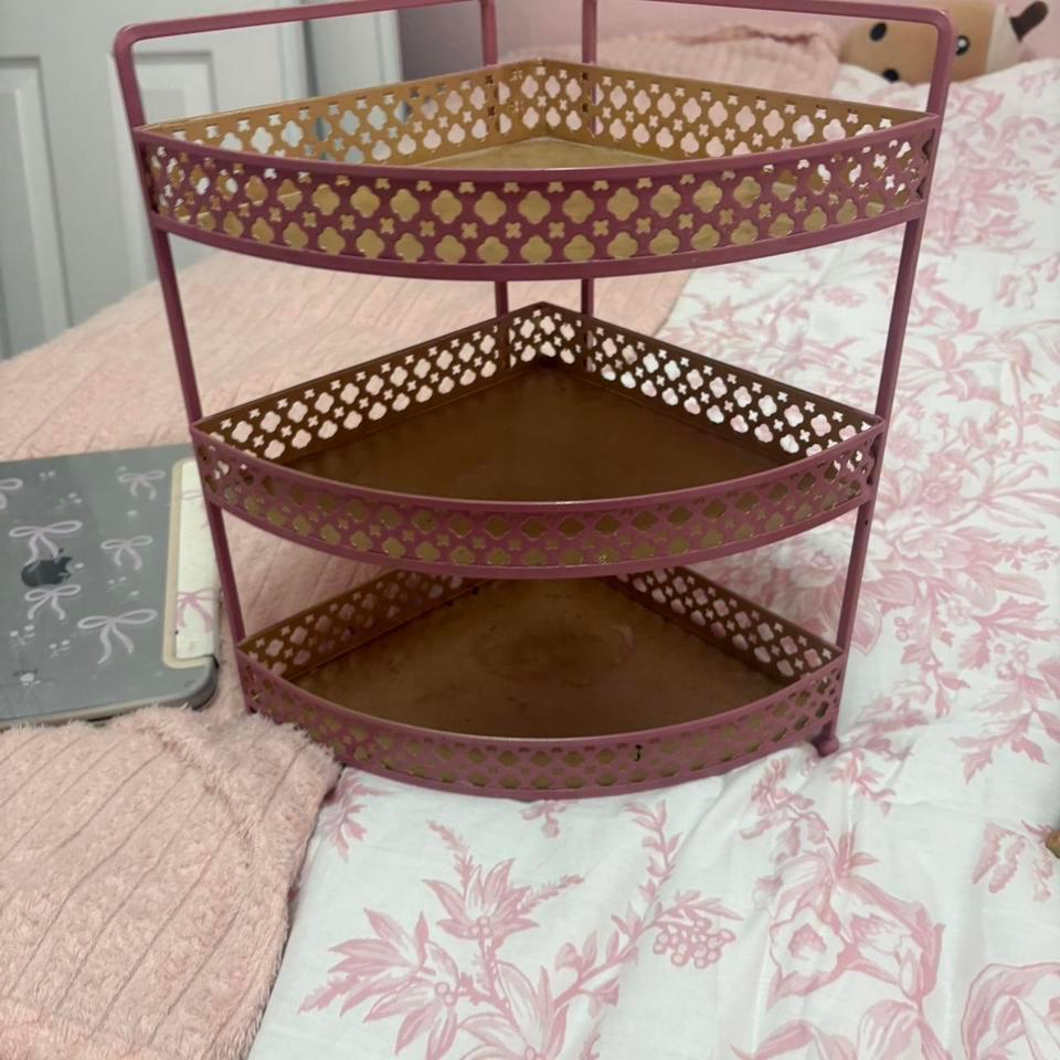 Pink And Gold Shelf And Acf1 2