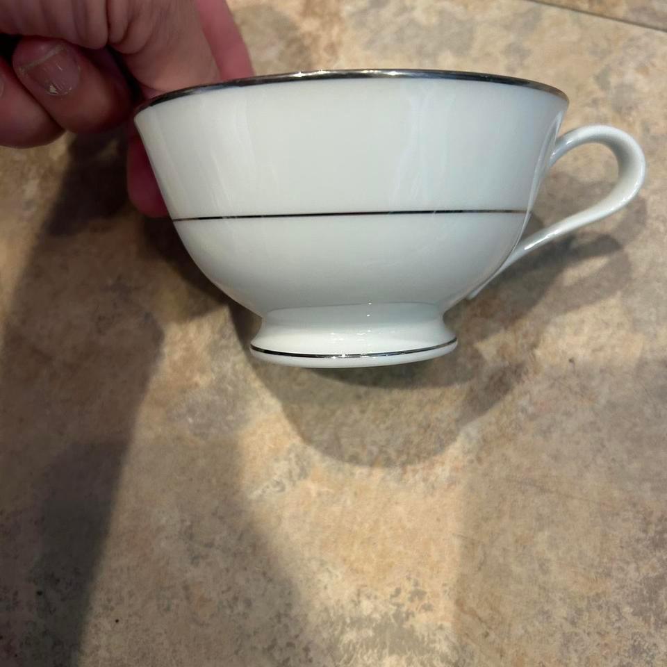 Noritake White Platinum Footed Tea