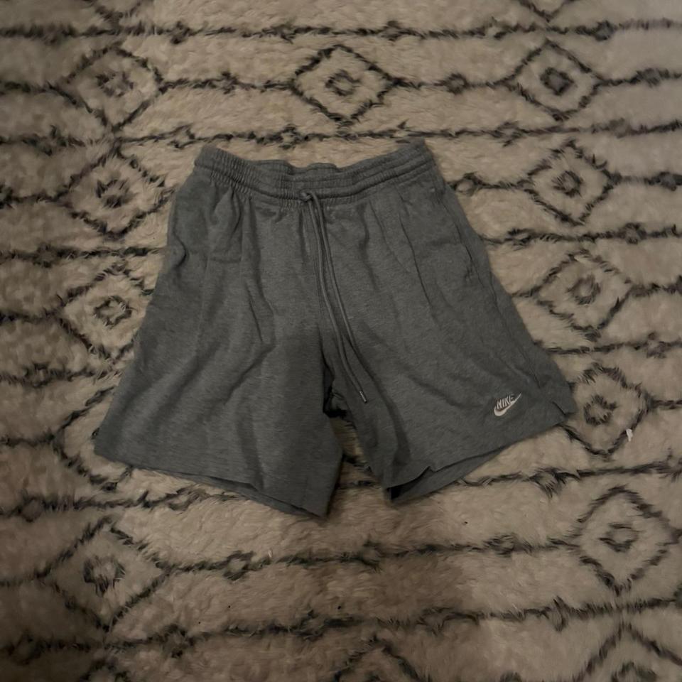 Nike Grey Shorts Size S 14f8