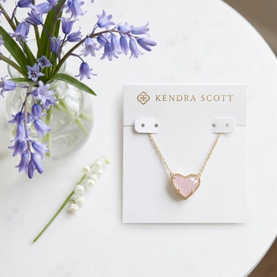 Kendra Scott Ari Heart Gold F3a8