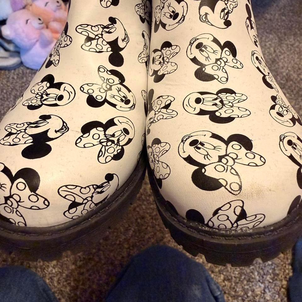Girls Minnie Mouse Boots Size E5e5 8