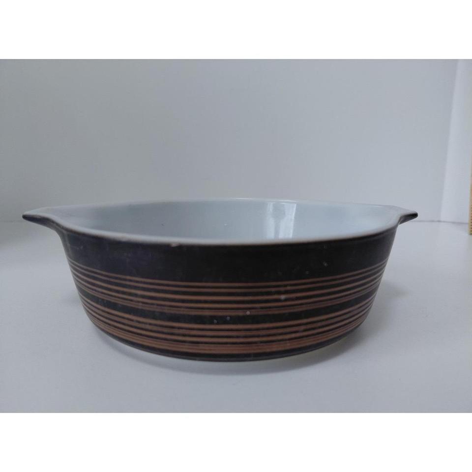 Vintage Pyrex Terra Casserole Dish 2a33 2