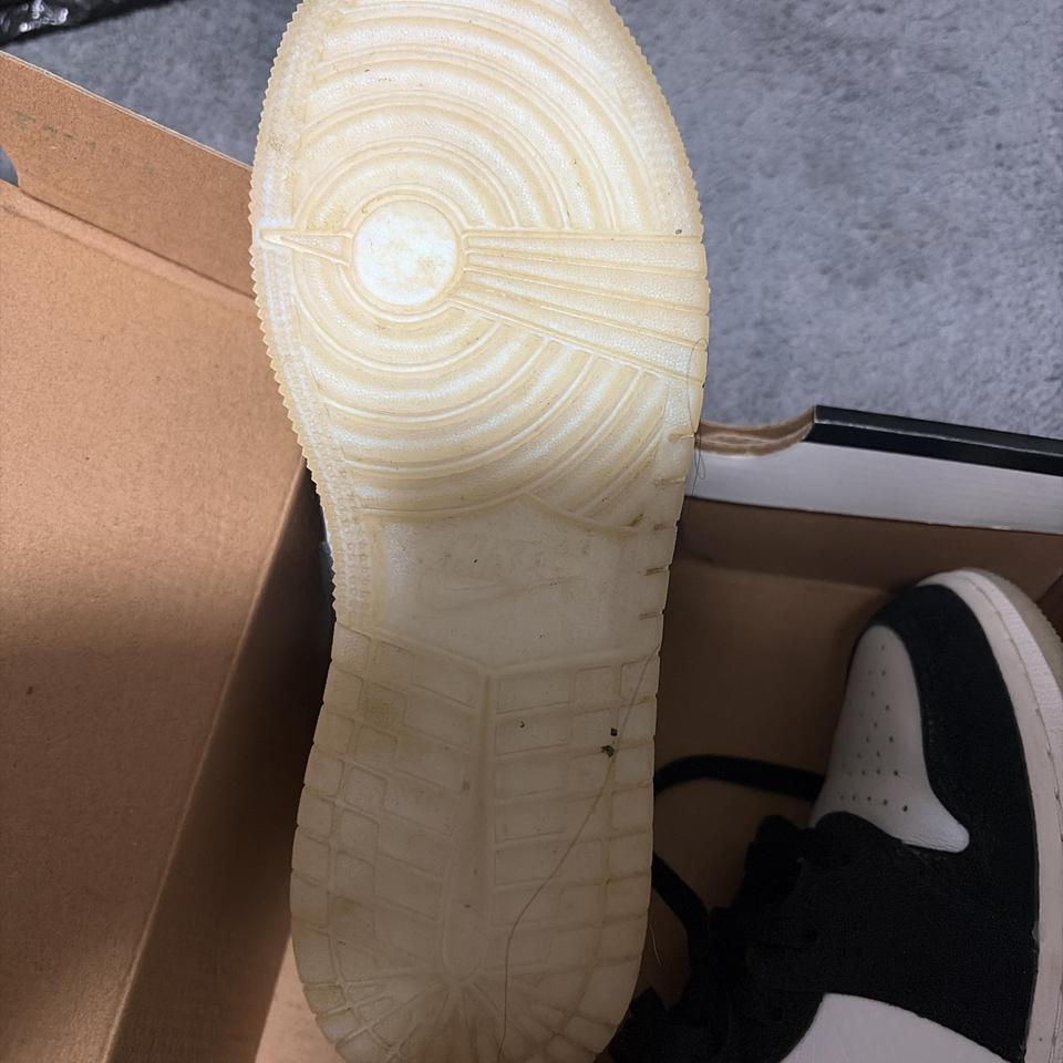 Nike Air Jordan 1 Mid 2