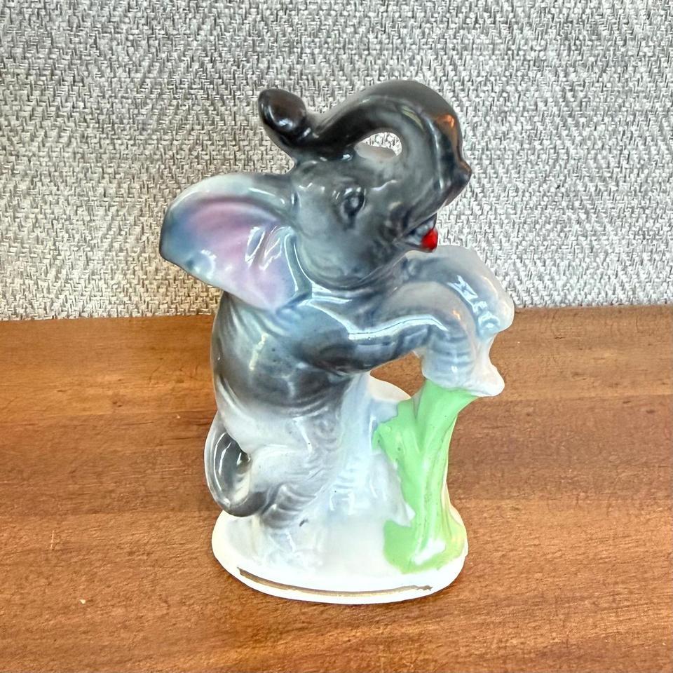 Vintage Japan Porcelain Elephant Figurine 8eff
