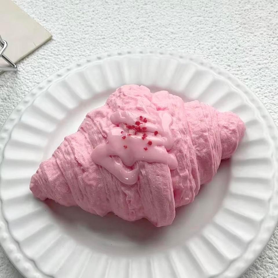 Croissant Squishy Kawaii Squishy Croissant 1469 2