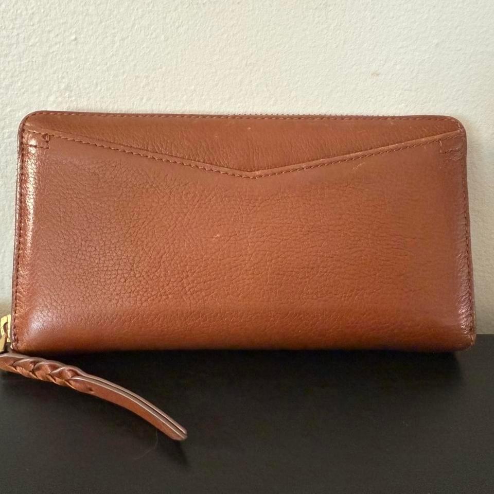 Fossil Brown Leather Wallet Euc 2