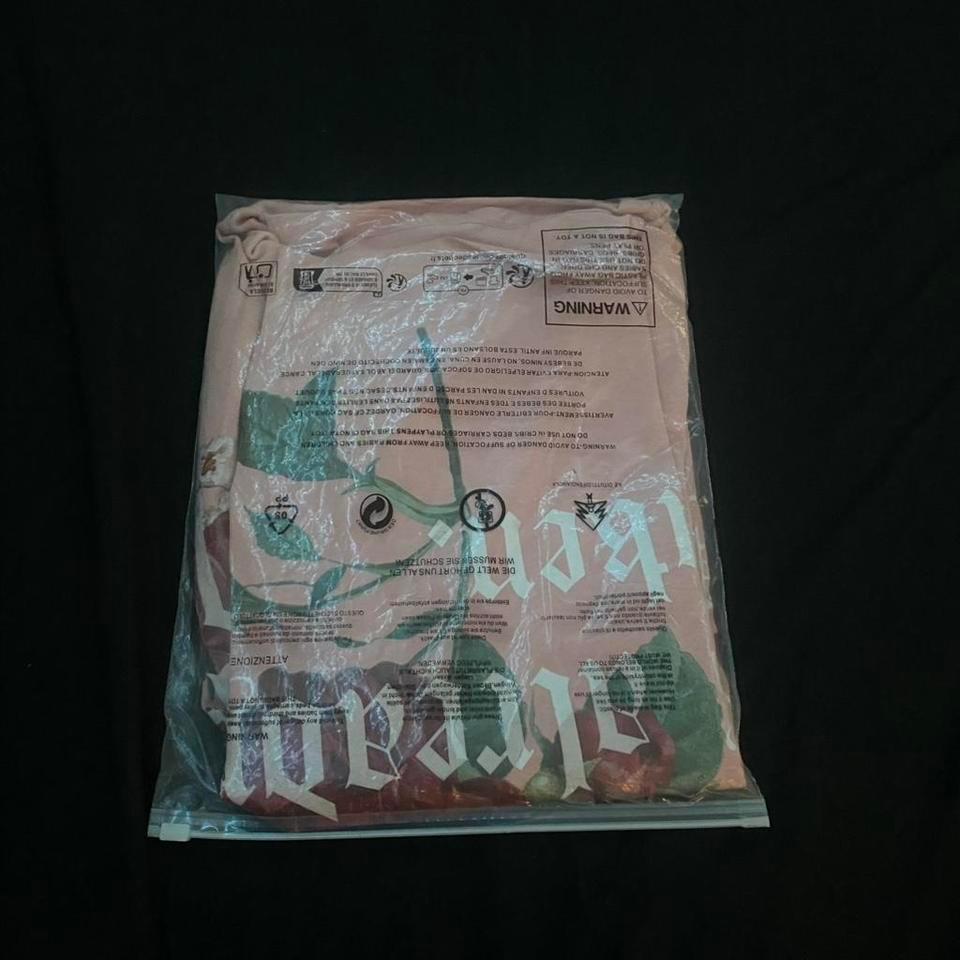 Switch Pink Graphic Tee Size 96ca 5