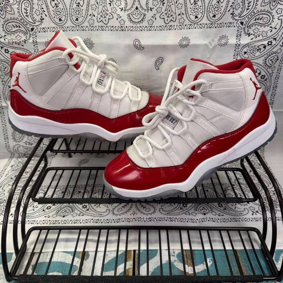 Nike Air Jordan 11 Cherry 4bef