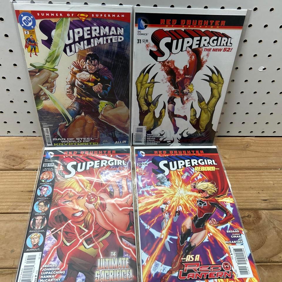 Supergirl Comic Book Lot Superhero 10ca