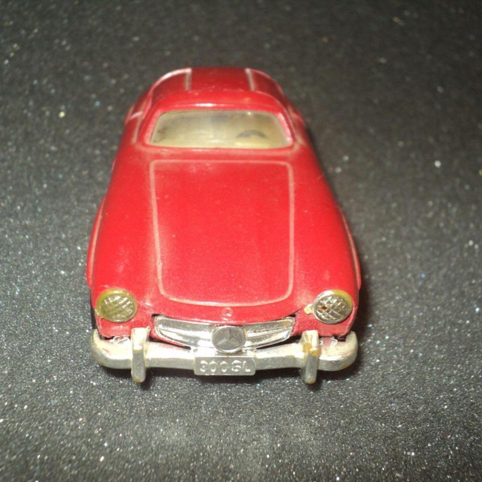 Mc Toy Mercedes Benz 300 2