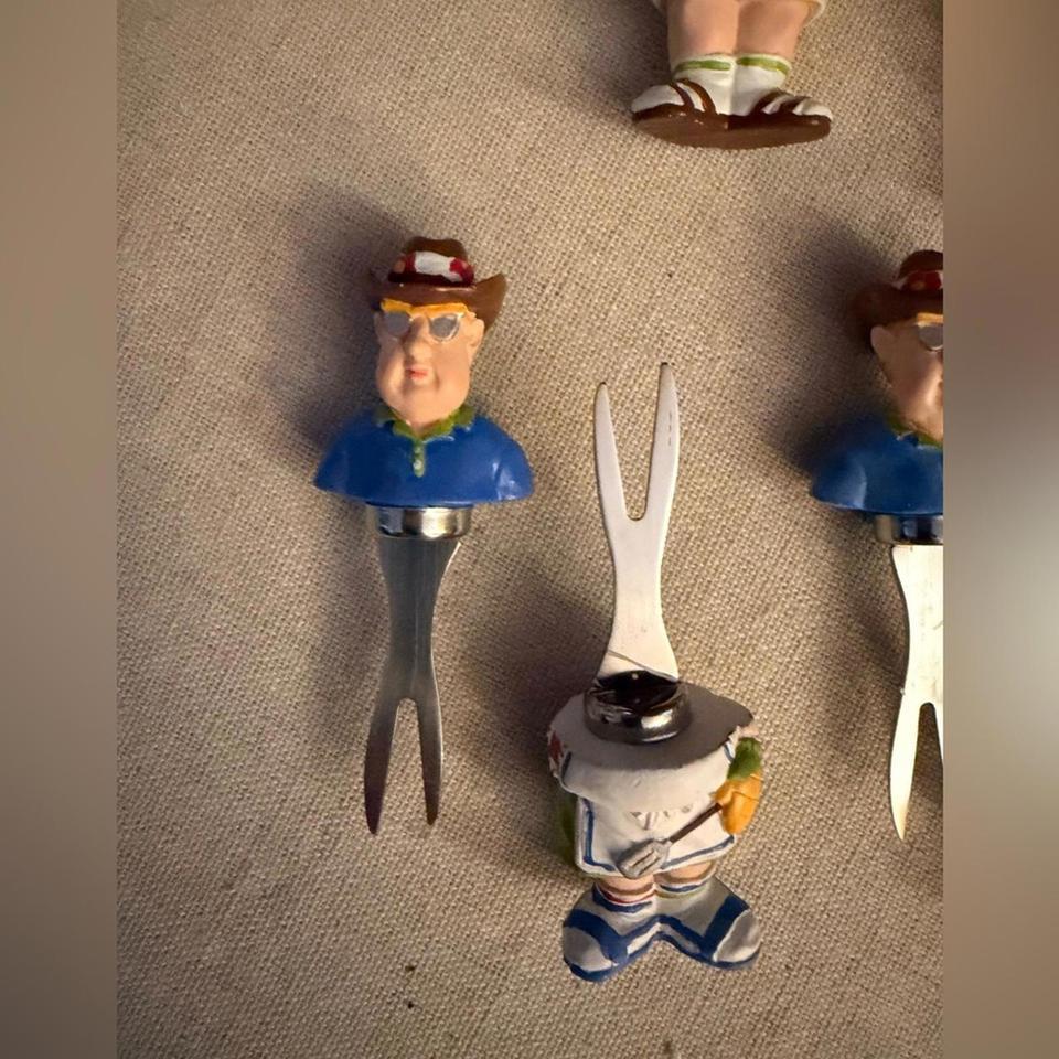 These Are Vintage Novelty Corn 77cb 4