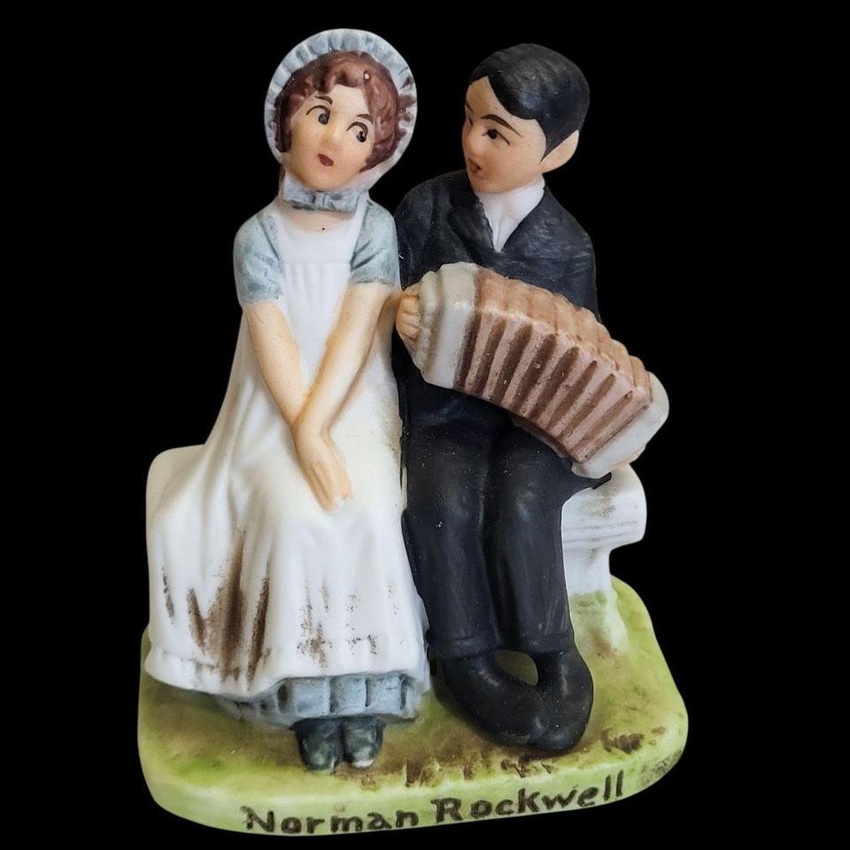 Norman Rockwell Figurine August 30 Dca5