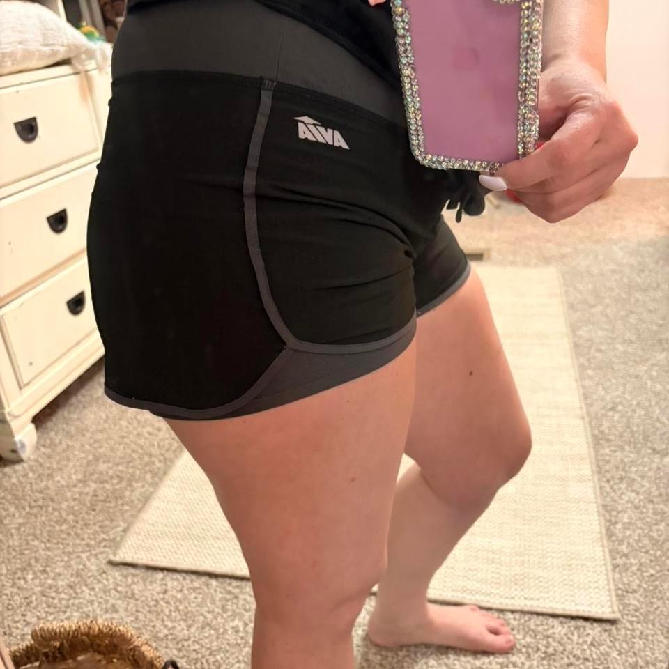 Black Avia Shorts With Grey 21e9 2