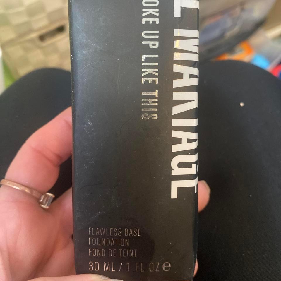 Il Makiage Flawless Base Foundation Fcb8