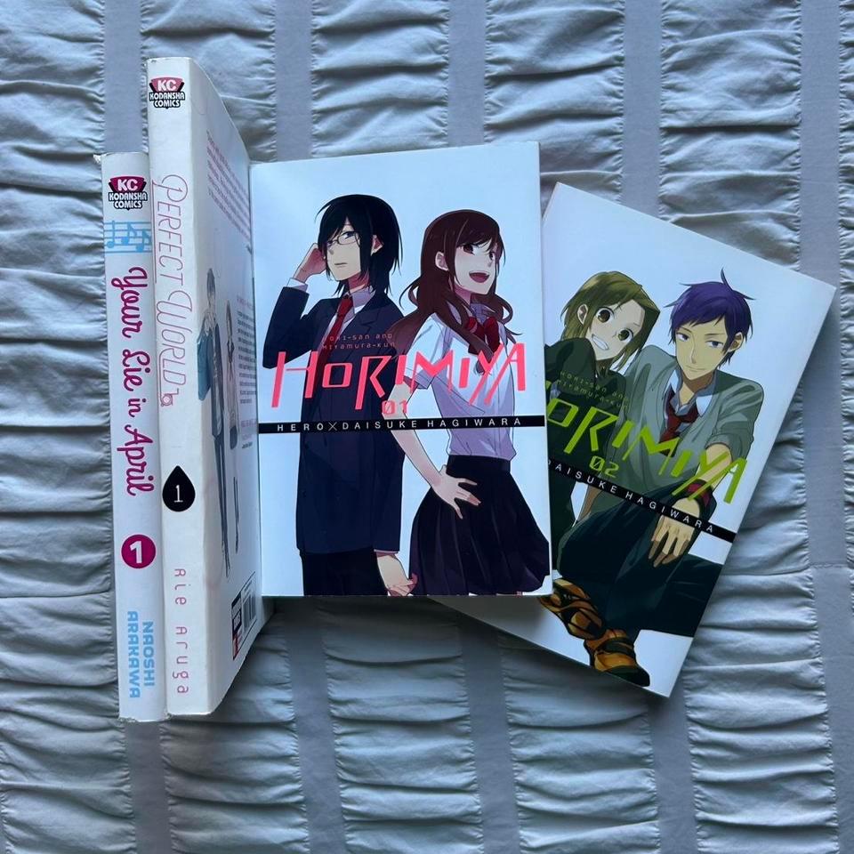 Romance Manga Bundle Includes Horimiya 01f9
