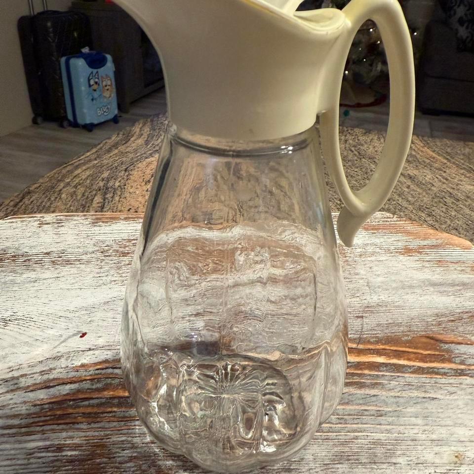 Retro Log Cabin Maple Syrup 5