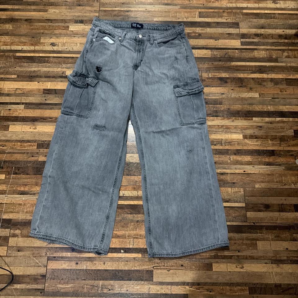 Grey Wide Leg Cargo Jeans 143e