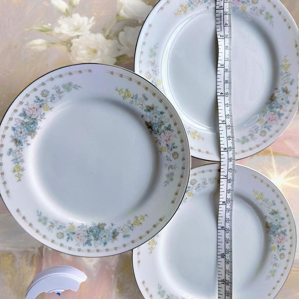 Three Johann Haviland Forever Spring 2