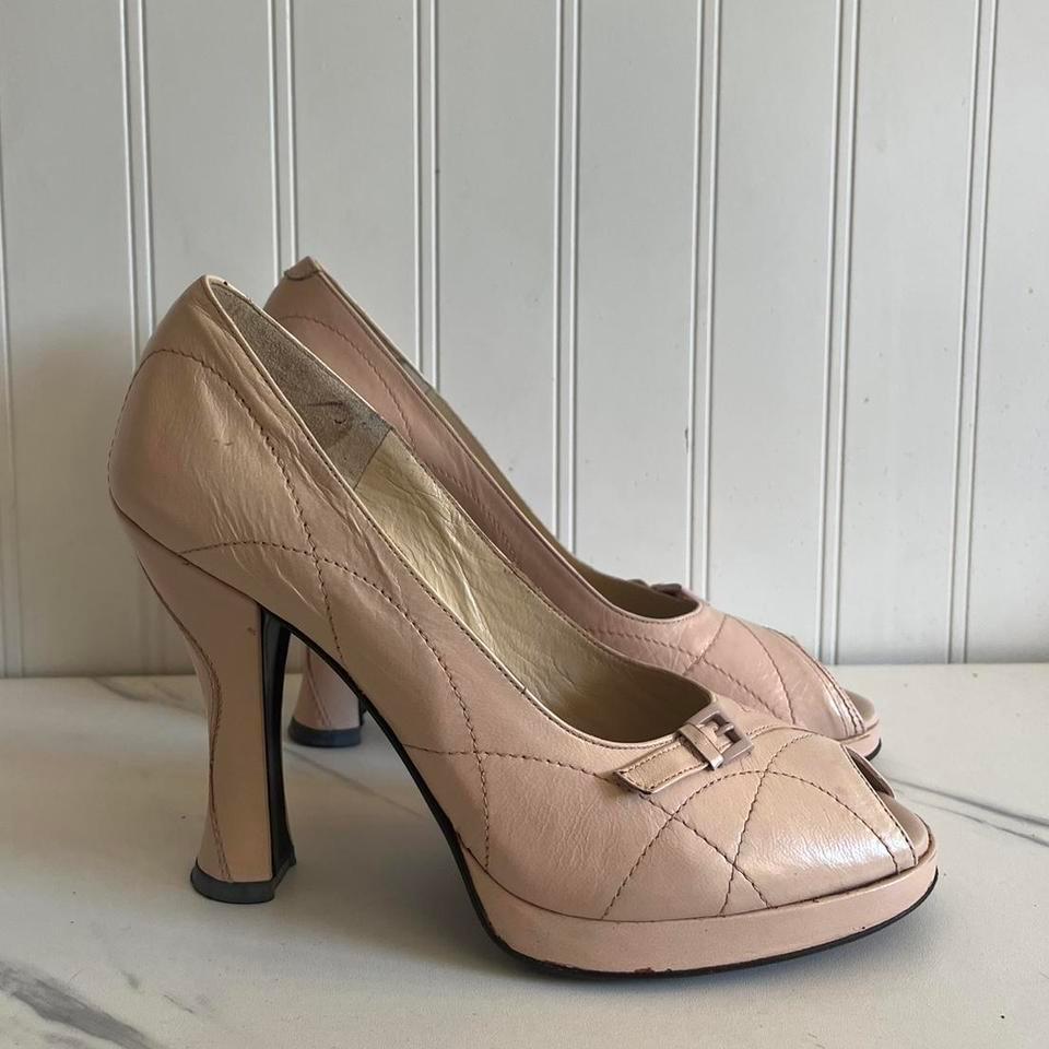 The Cutest Vintage Tanish Pink