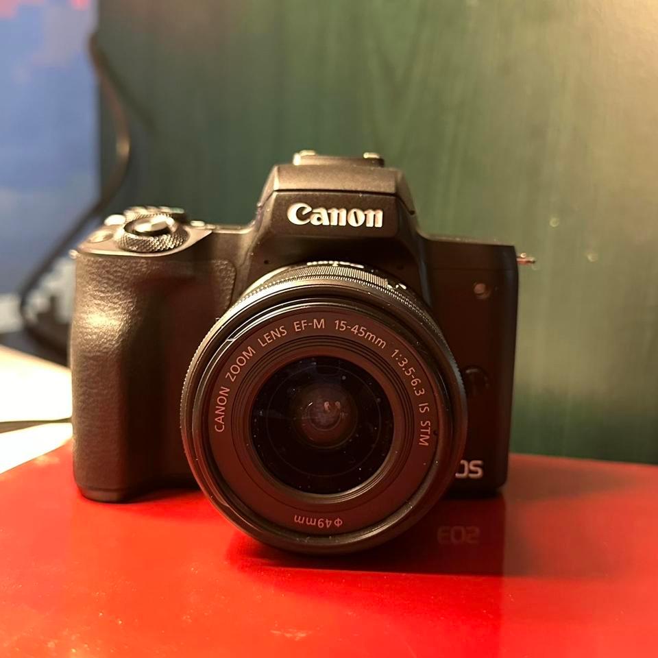 Canon Eos M50 Mirrorless Camera 2